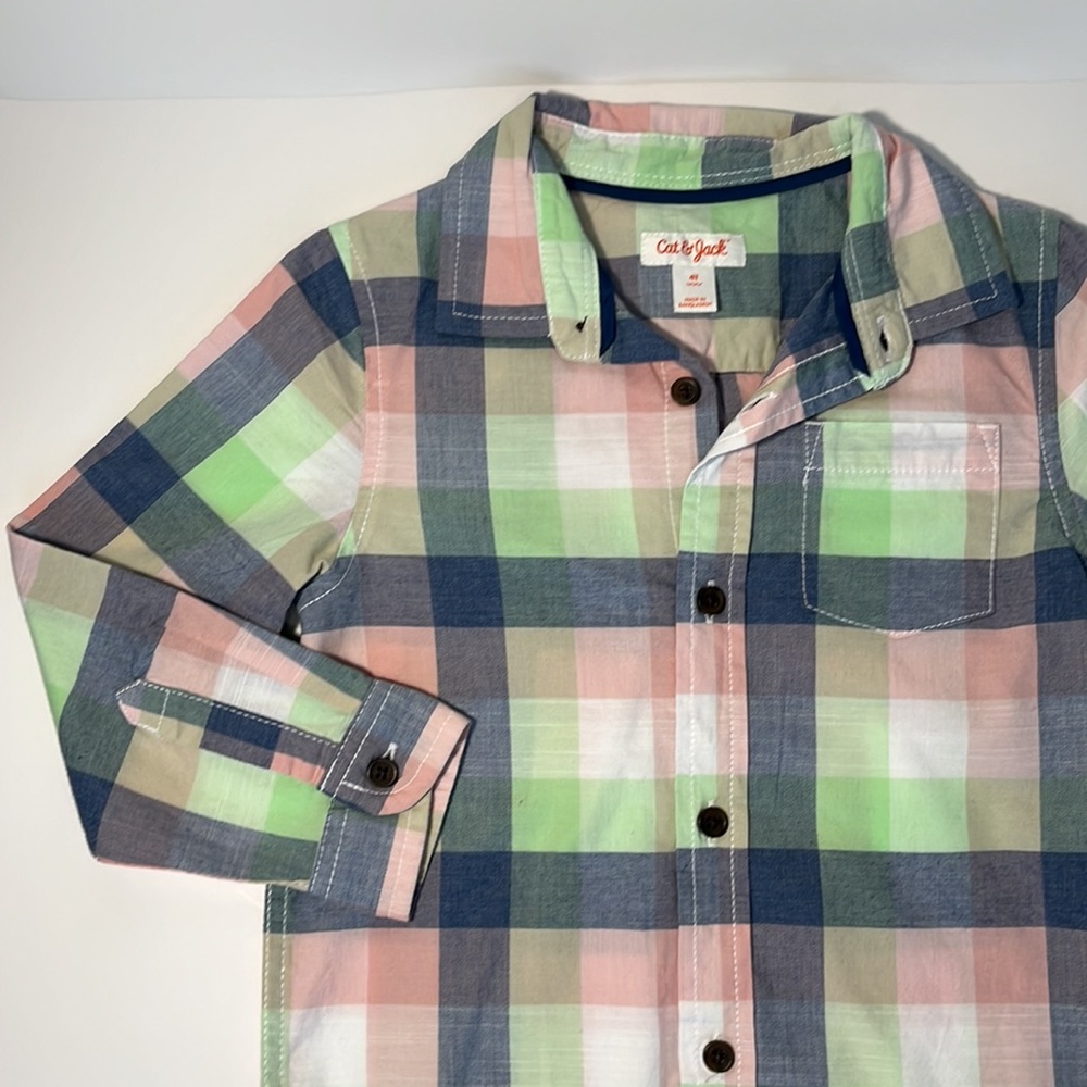Cat and Jack. Boys' Long Sleeve Plaid Button-Down Shirt 4T - Picture 4 of 5